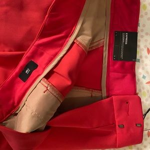 Ankle high rise hot pink pants. Flamingo is the color. Spring pants